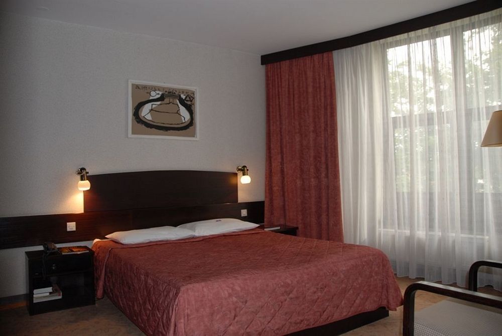Go Cracow Resort Krakkó Szoba fotó